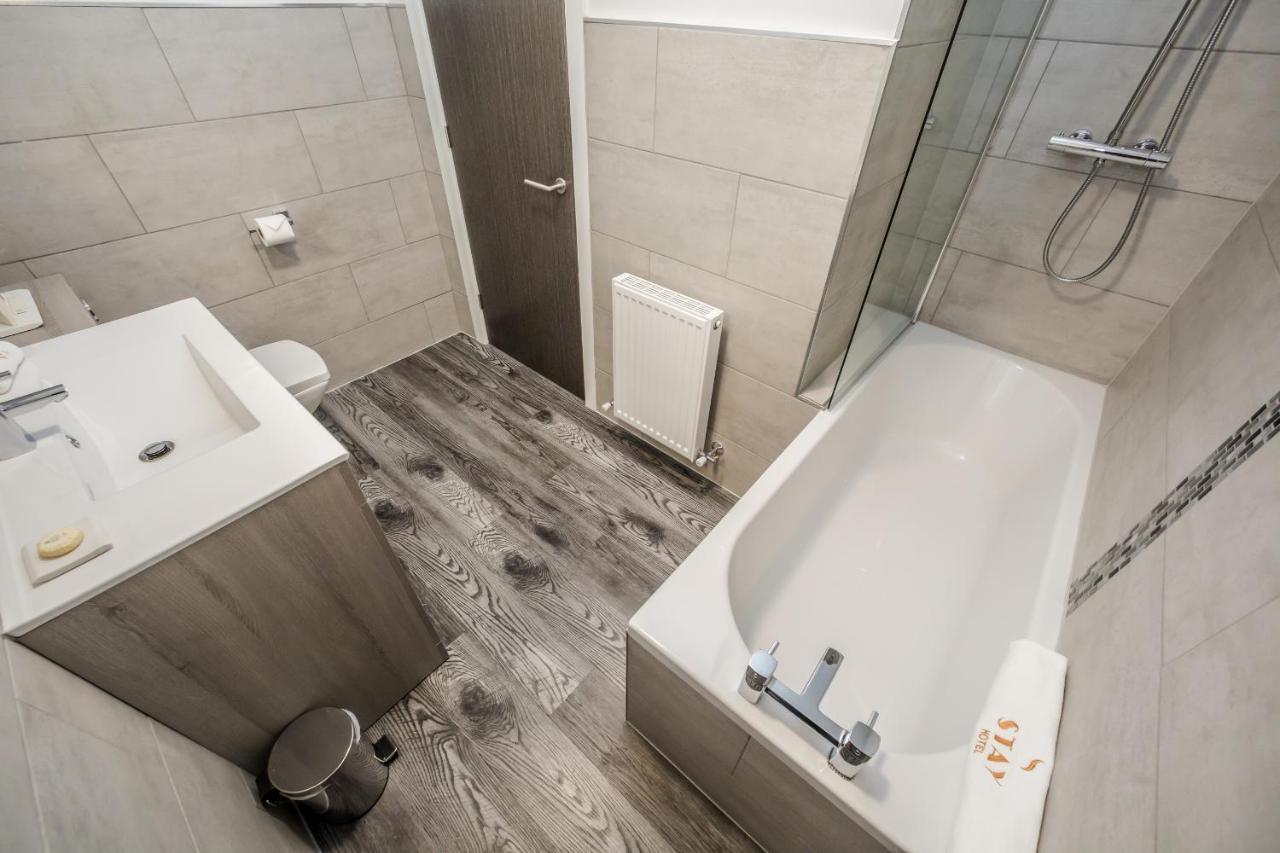 Stay Hotel Huddersfield Eksteriør bilde